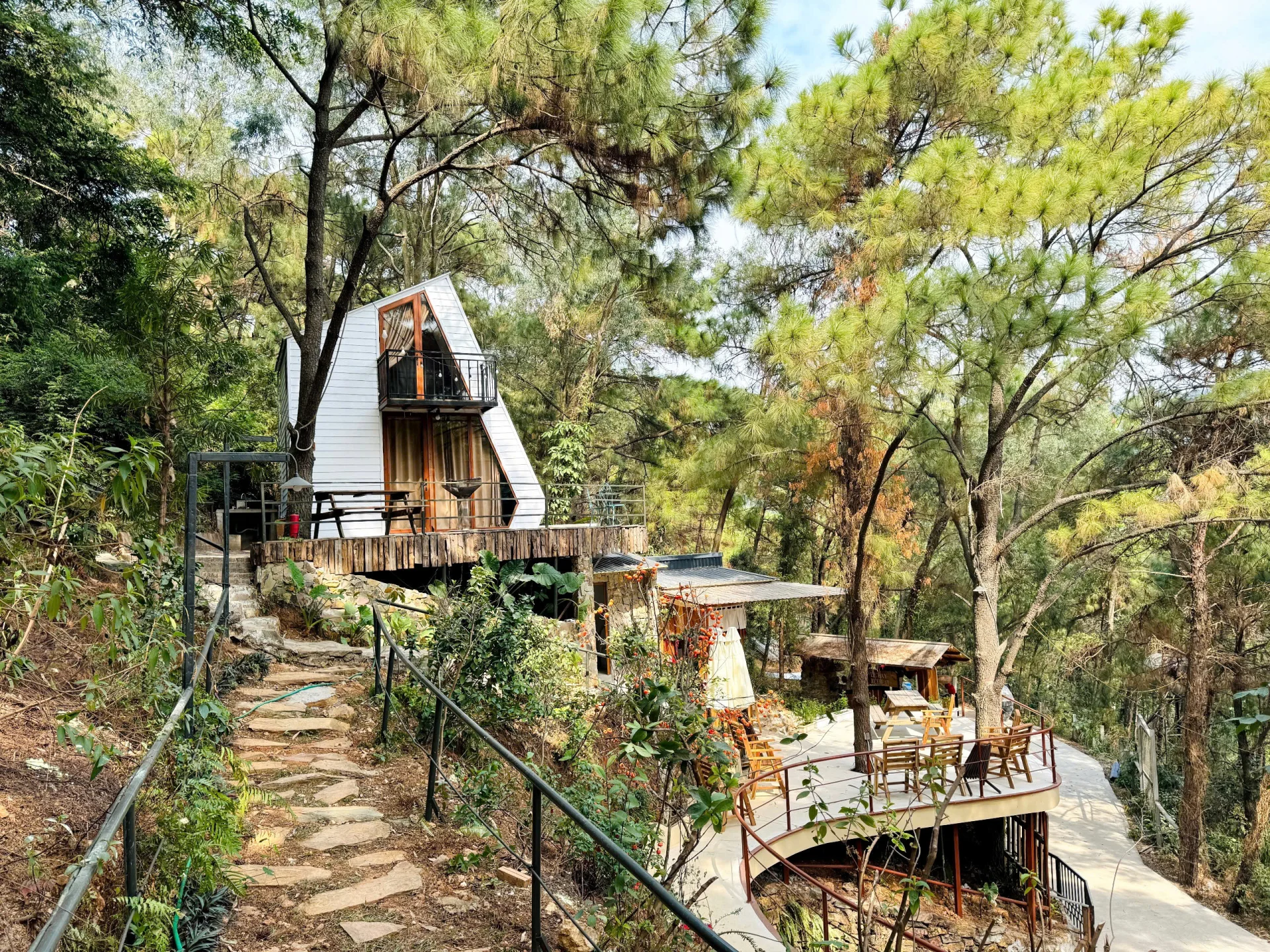 Rubik Debay Homestay