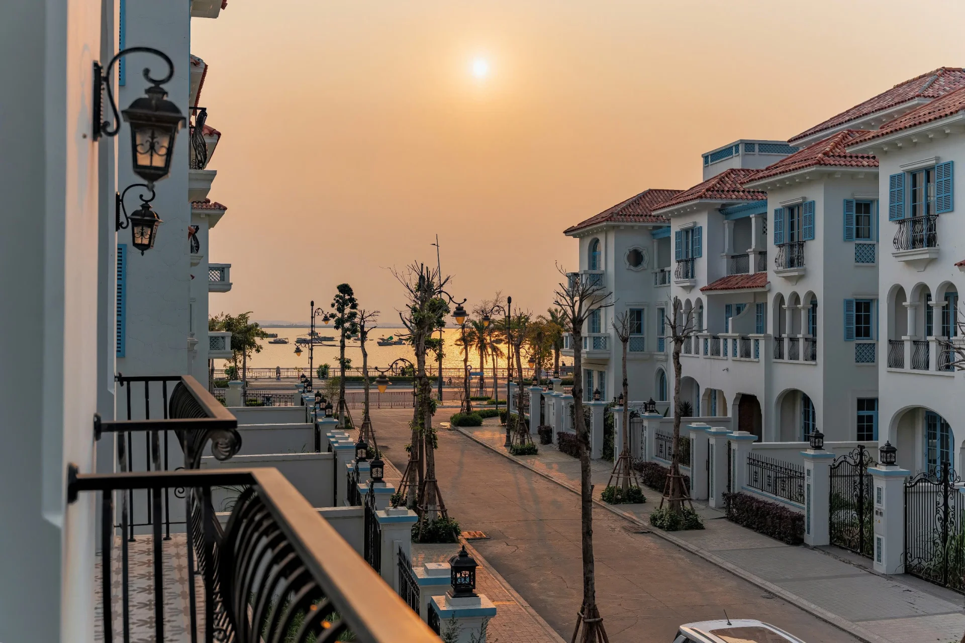 C729 Sunferia - ảnh 3