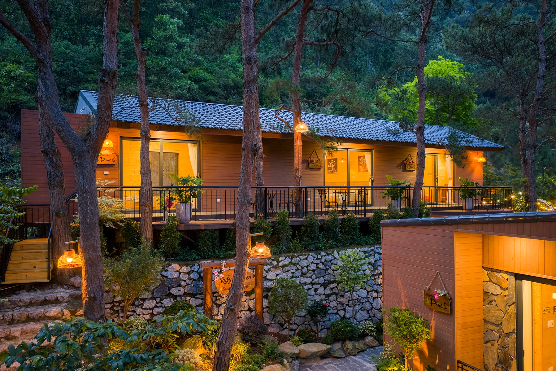 Pine 8 Ruby Bungalow - ảnh 3