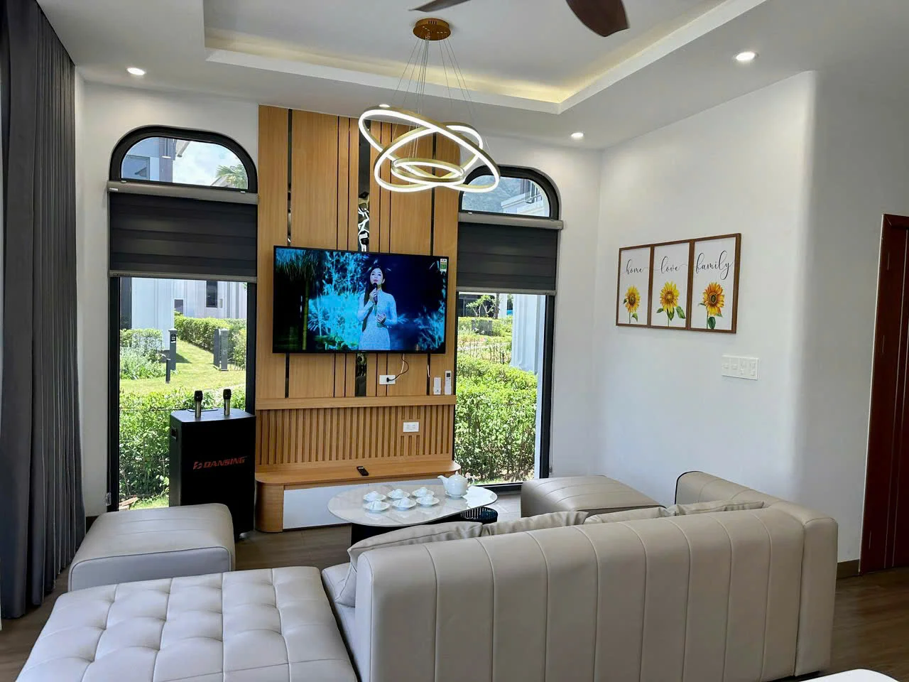 V3H11 Villa - ảnh 2