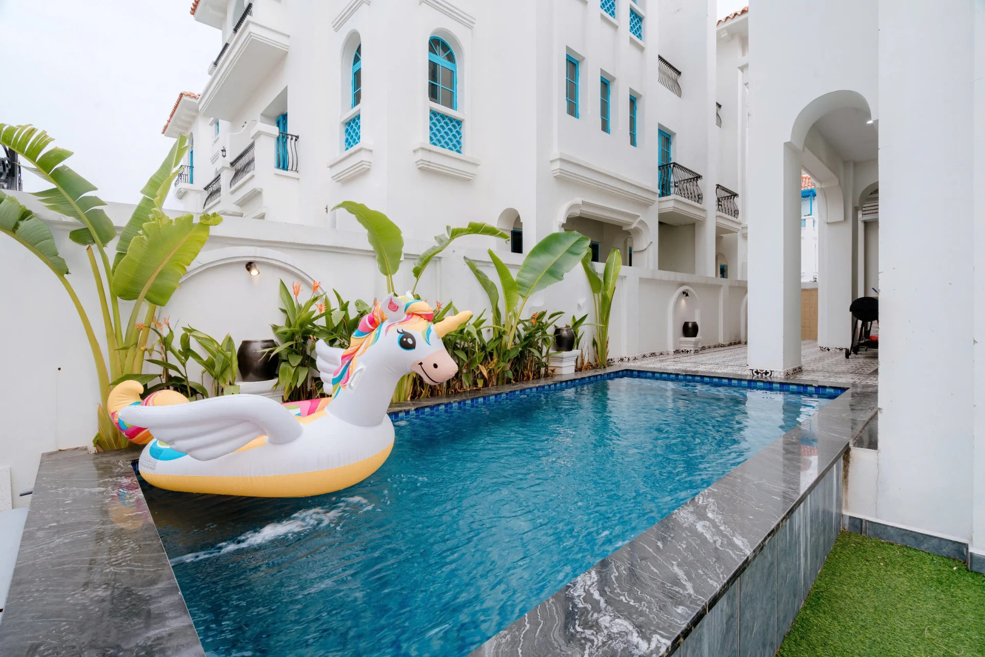 C717 Sunferia - ảnh 4