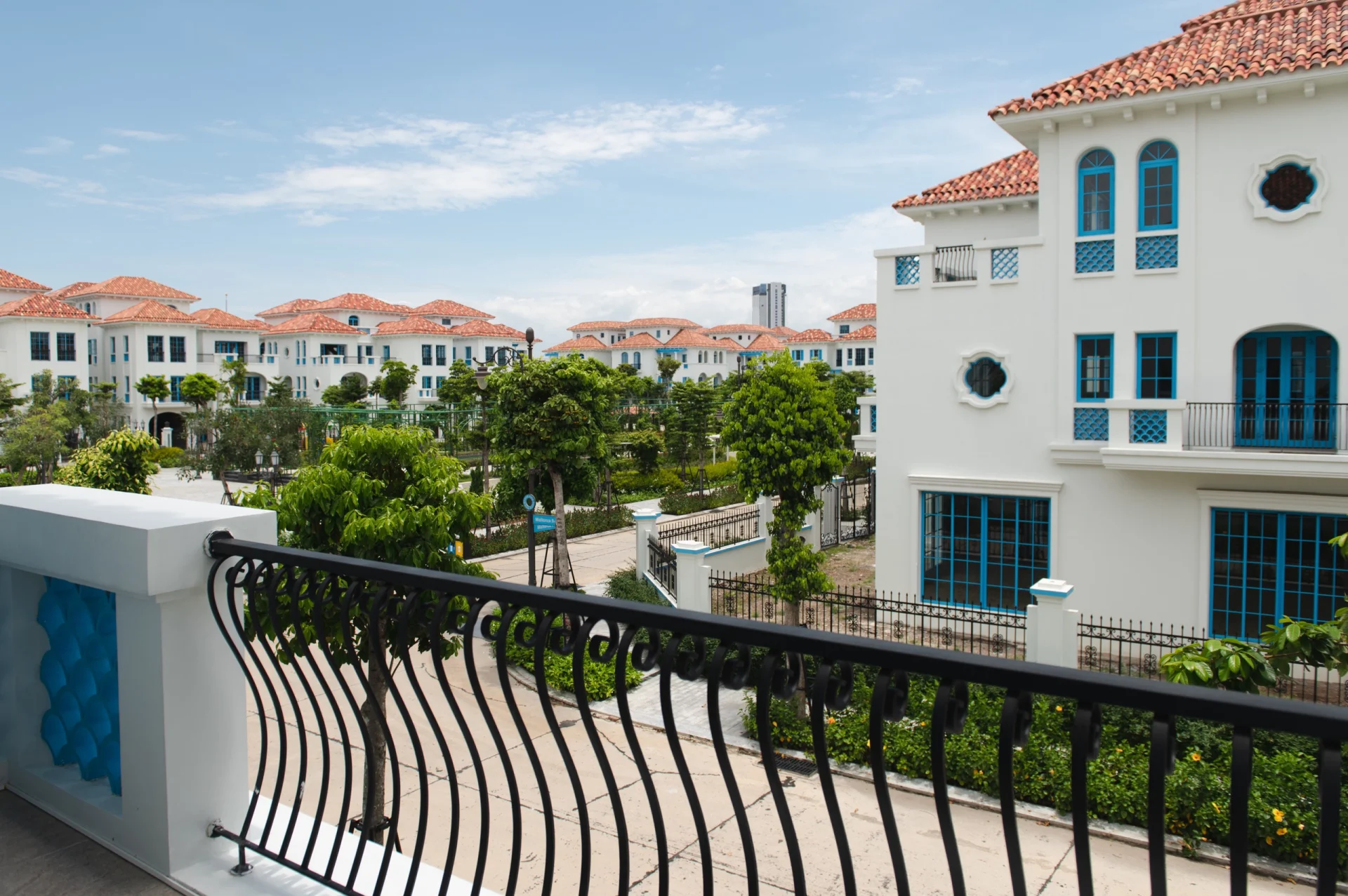 M337 Sunferia - ảnh 5