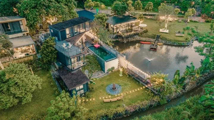 1981 House - ảnh 3