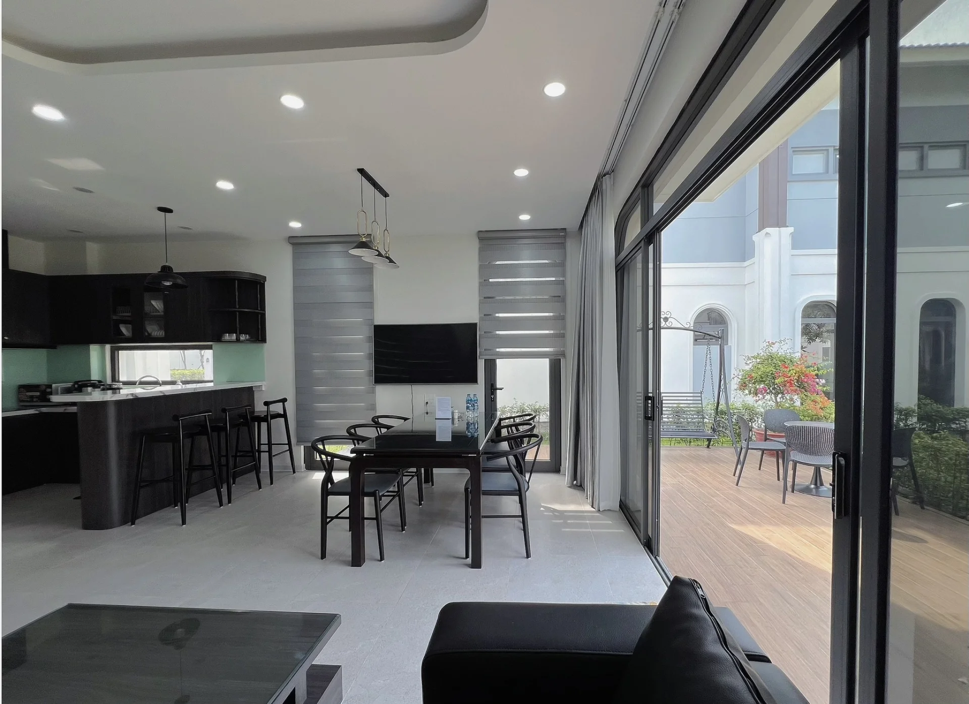 V3H08A Villa - ảnh 3