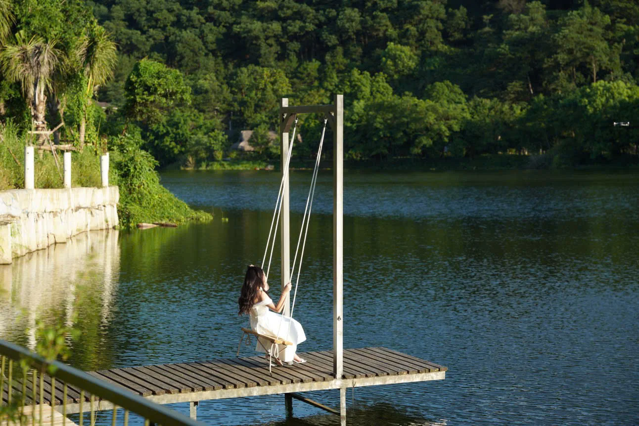 Holi Lakeside Villa - ảnh 4