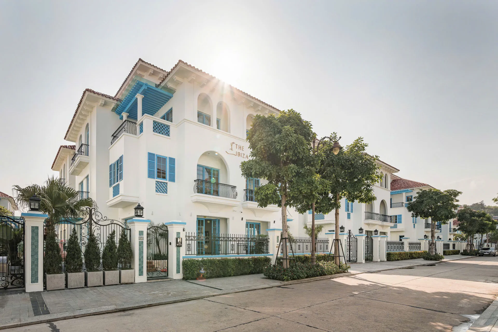 M324 Sunferia - ảnh 2